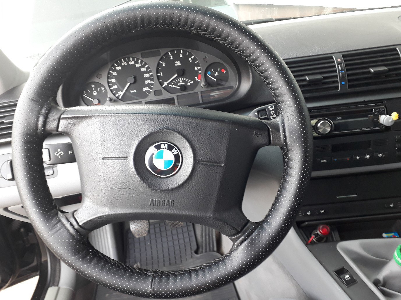 BMW 525 2005 руль