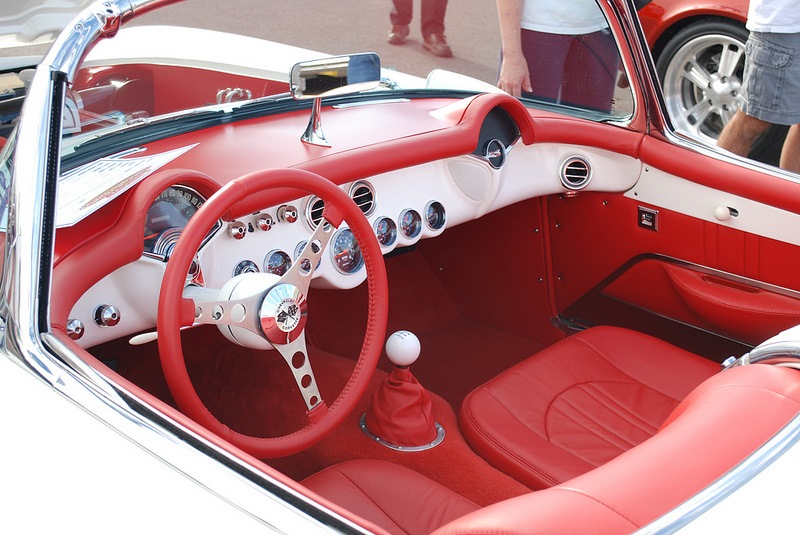 Модель автомобиля chevrolet corvette 1957. Смотреть фото Модель автомобиля chevrolet corvette 1957. Смотреть картинку Модель автомобиля chevrolet corvette 1957. Картинка про Модель автомобиля chevrolet corvette 1957. Фото Модель автомобиля chevrolet corvette 1957