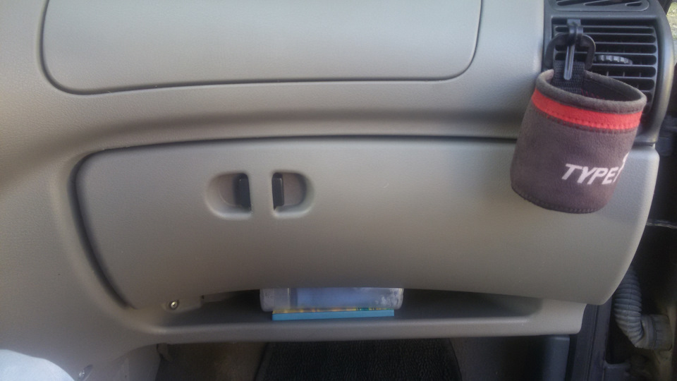 Бардачок — Lada Калина седан, 1,6 л, 2007 года | своими руками | DRIVE2