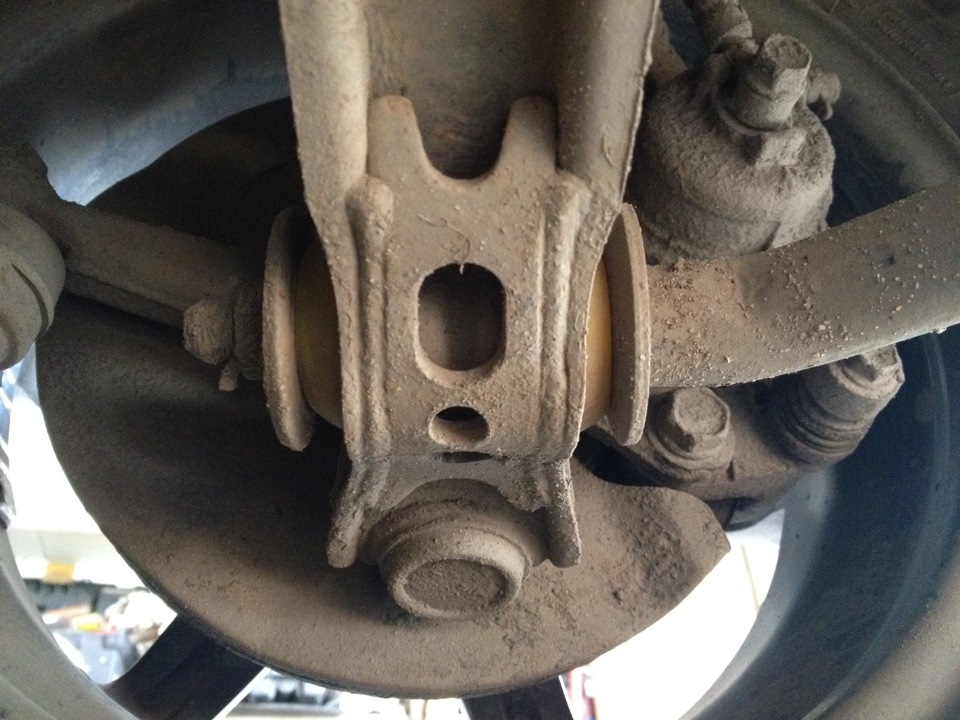 резиновый скрип. резиновый скрип. скрип peugeot спереди. Ml w164 резиновый скрип спереди. резиновый скрип.