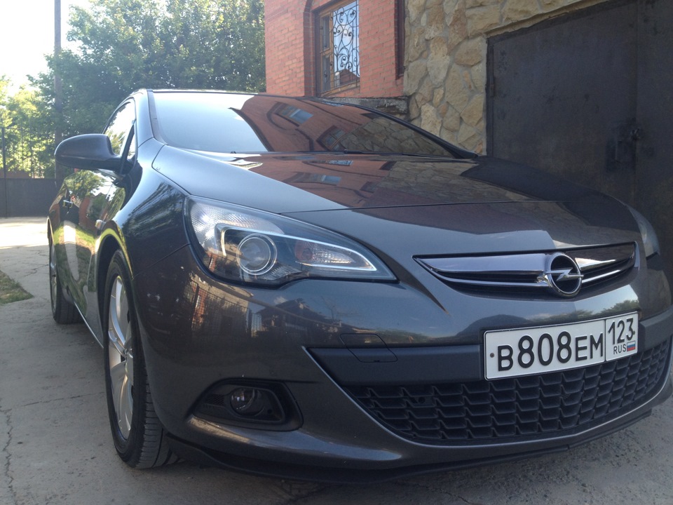 Решетка opel astra gtc