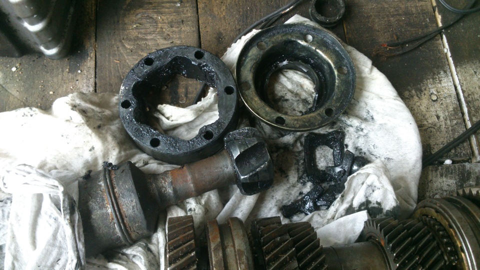 развалился шрус — Audi 90 (B4), 2,2 л, 1992 года | поломка | DRIVE2