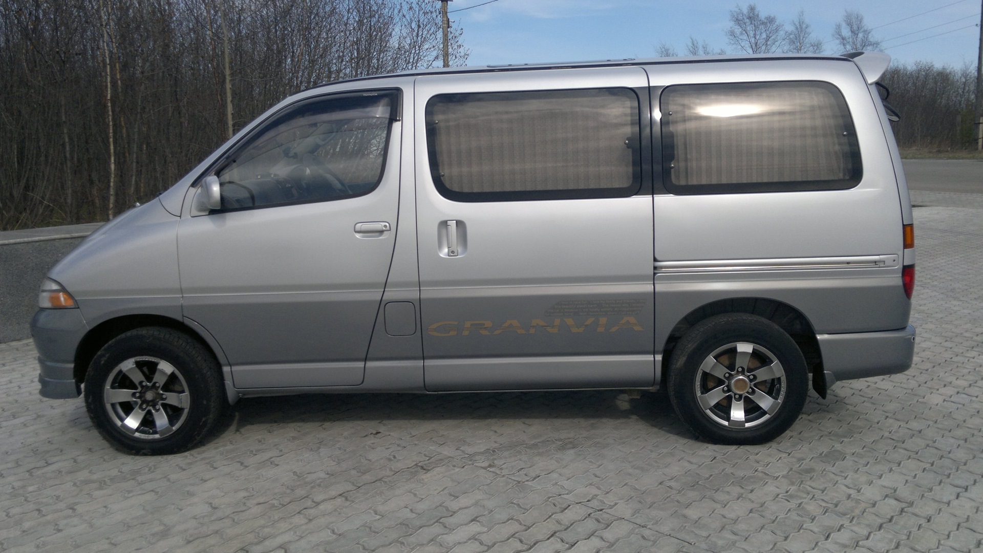 Toyota Granvia 3.0 дизельный 1998 | Full-time 4WD на DRIVE2