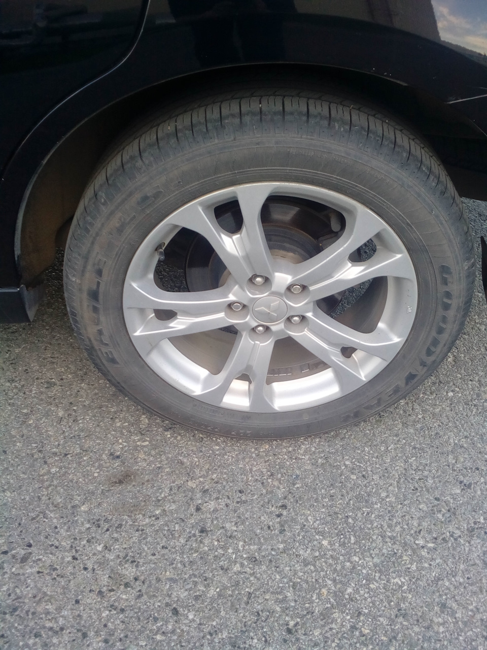 Продам Колеса 225/55 R18, за 23000 — Mitsubishi Outlander XL, 2 л, 2010  года | другое | DRIVE2