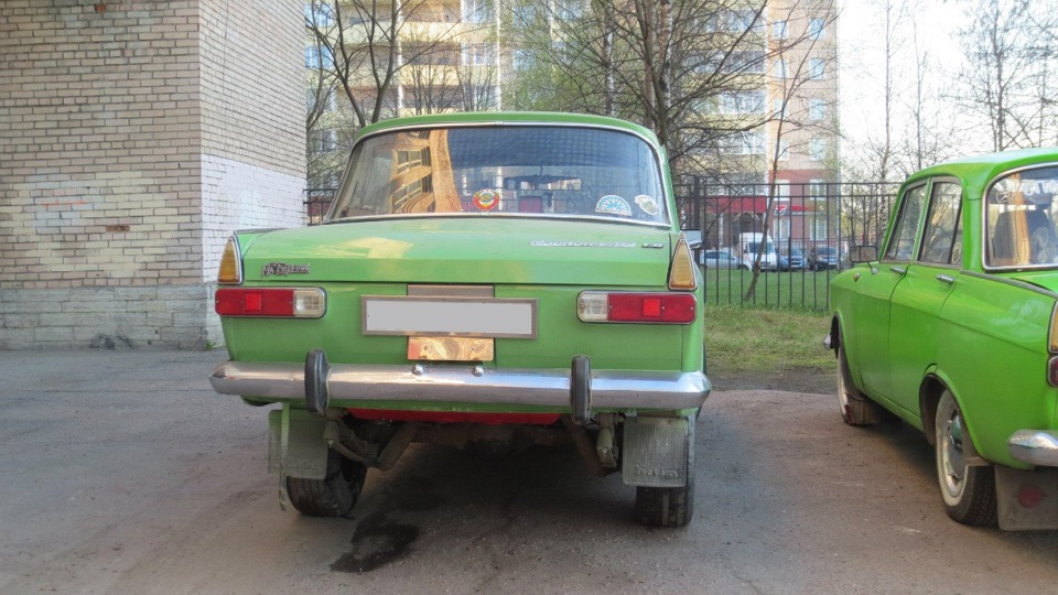 Москвич 412 v8. V6 в Москвич 412. Свап Москвич 412. М412 v8 красный.