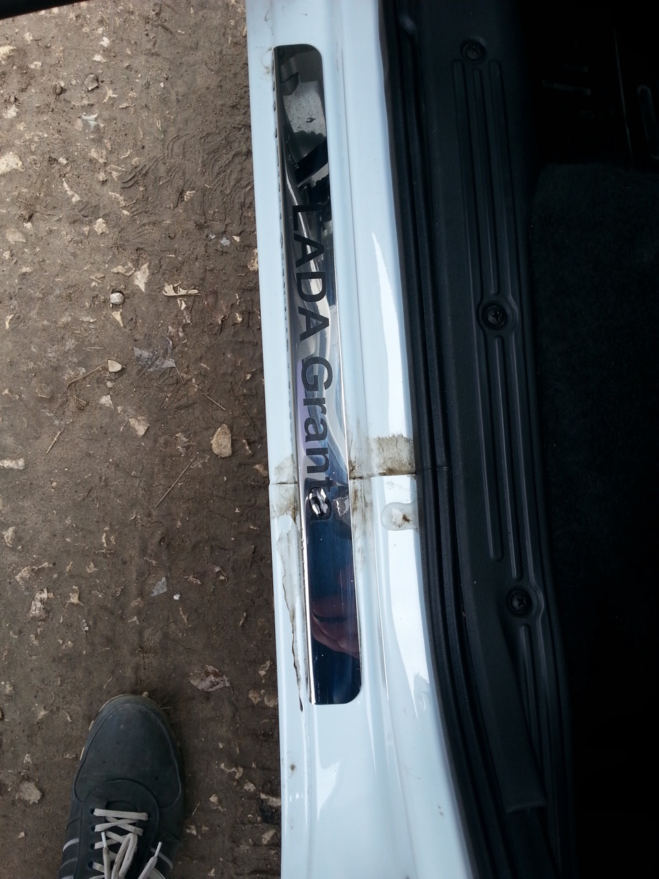 Накладки порогов! — Lada Гранта Лифтбек (1G), 1,6 л, 2015 года ...