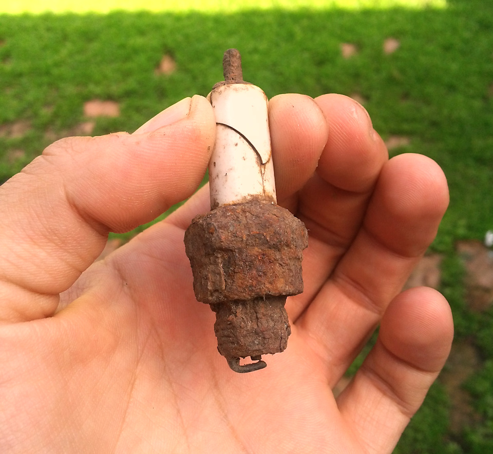 Посмотрите, что то у меня двигатель троит — Peugeot 206, 1,4 л, 2008 ...