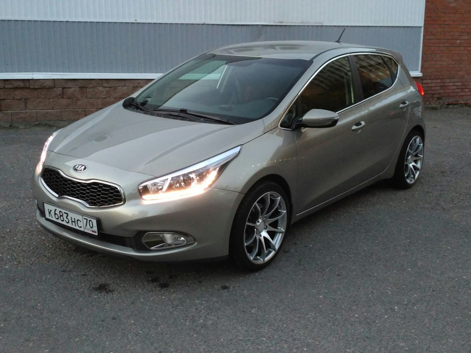 Kia Ceed Mazda