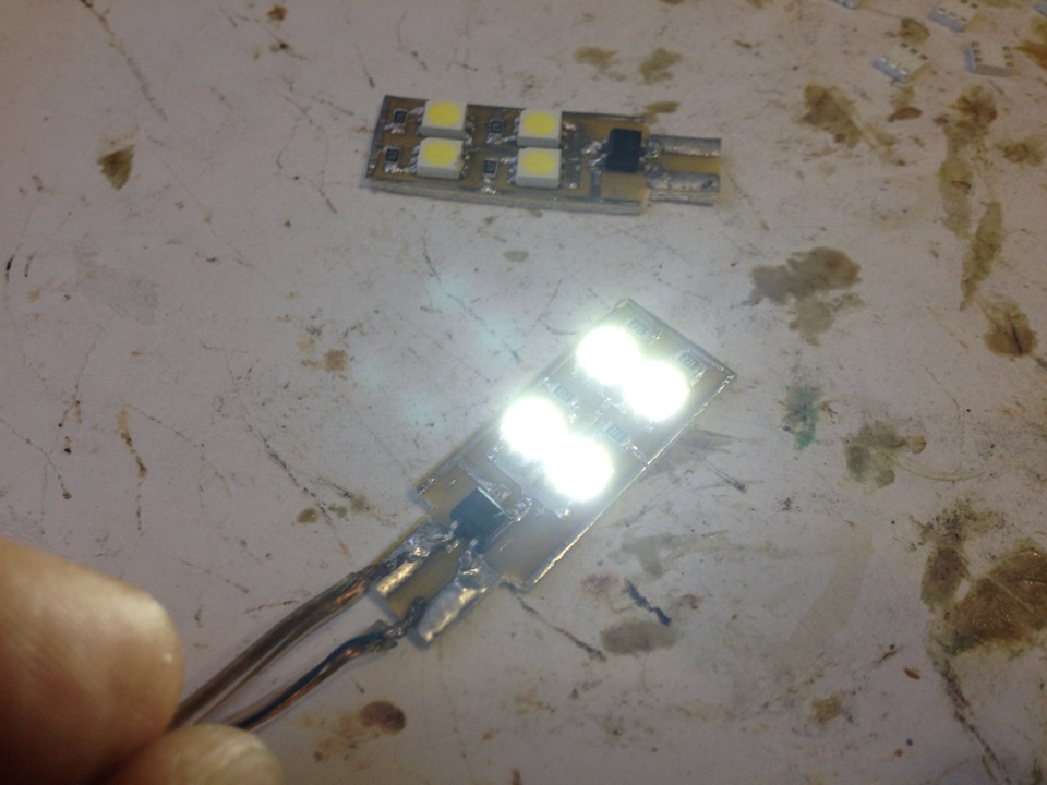 Подсветка номера — Lada Калина Хэтчбек (1G), 2010 года | стайлинг | DRIVE2