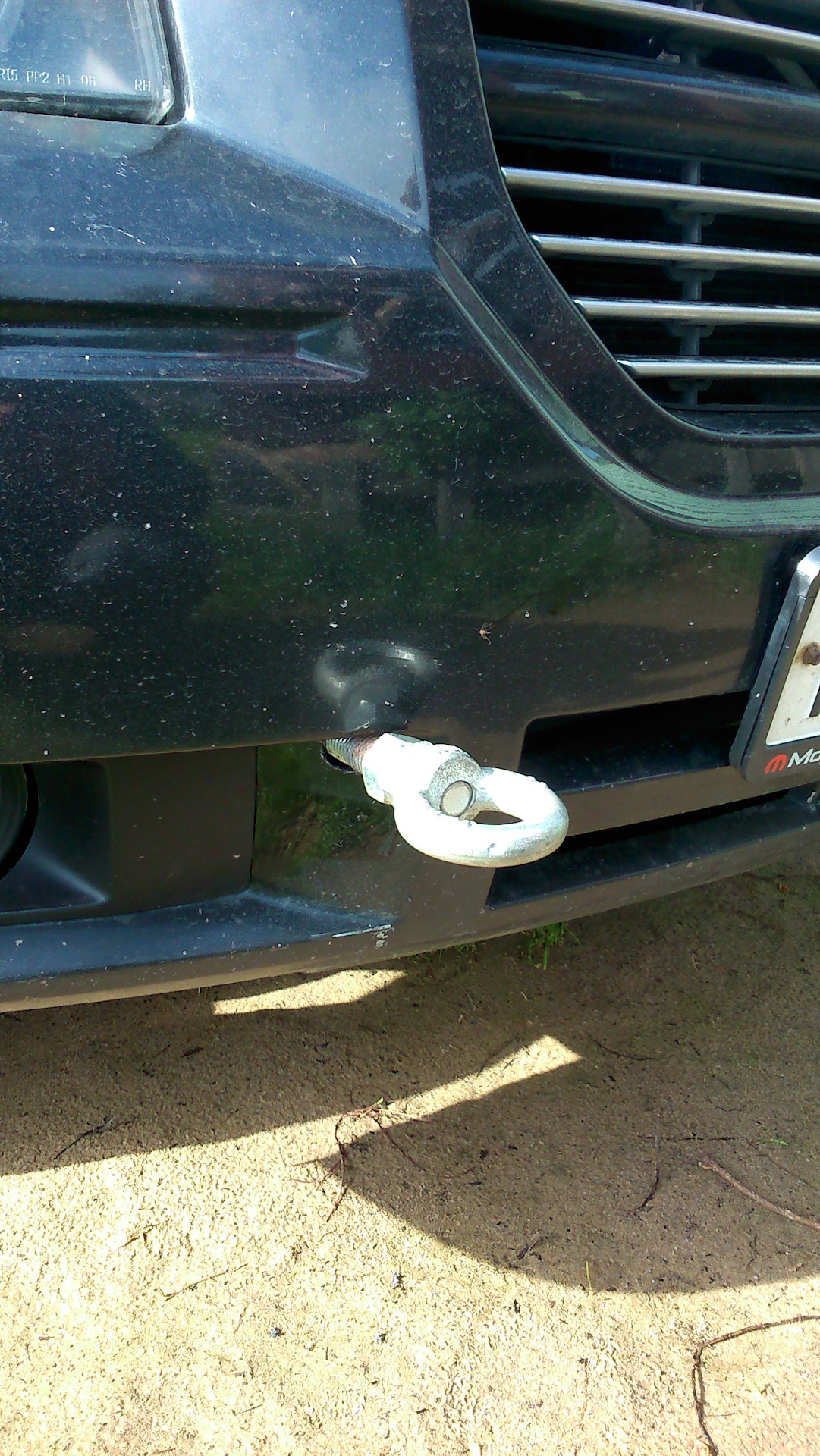 куда вкручивается буксировочный крюк stepway 2020. буксировочный крюк chevrolet spark 2007 год. Mitsubishi carisma 2003 буксировочный крюк. гольф 3 буксировочный крюк спереди. Volvo v40 буксировочный крюк кронштейн.