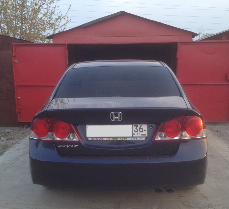 Стикер на Заднее Стекло — Honda Civic 4D (8G), 1,8 л, 2009 года ...