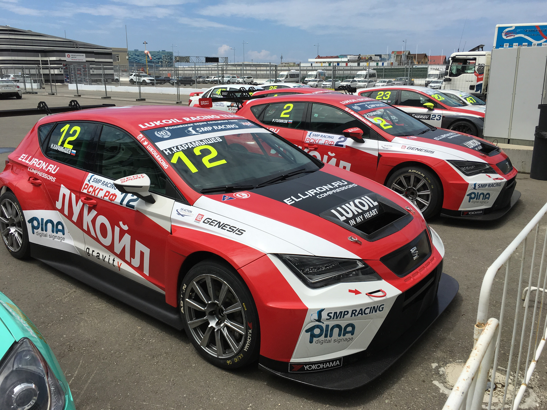 Гонки серии TCR – поездка с Lukoil Racing в Сочи + видео и нашествие  саранчи!) + Галустян и… Резник?) + дикий тюнинг-ВАЗ : ) — DRIVE2