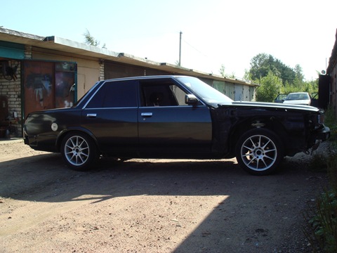 Its time to remove the engine - Toyota Cresta 25 L 1984