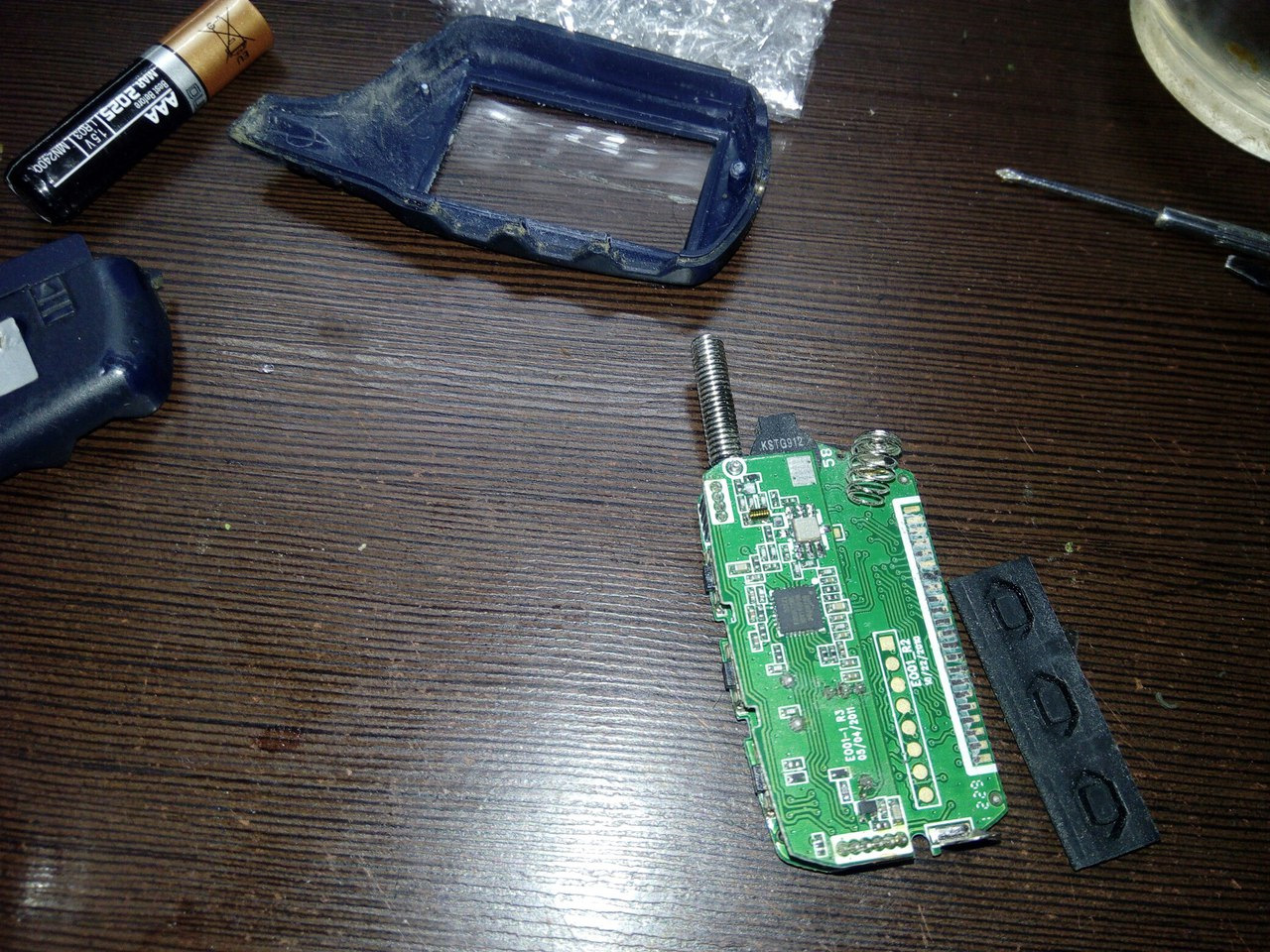 Брелок центрального замка гольф 4. Сигнализация старлайн а9. Томагавк тв 9020 брелок. Не сработал брелок сигнализации что делать. Сигнализация с автозапуском starline a9.