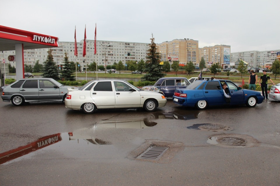 Сходка Альметьевск)) — Lada Приора хэтчбек, 1,6 л, 2012 года ...