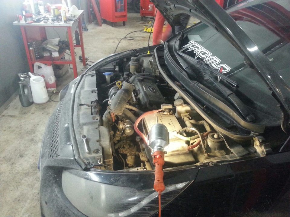 Чистка дроссельной заслонки. — Hyundai Solaris Hatchback, 1,4 л, 2011 ...