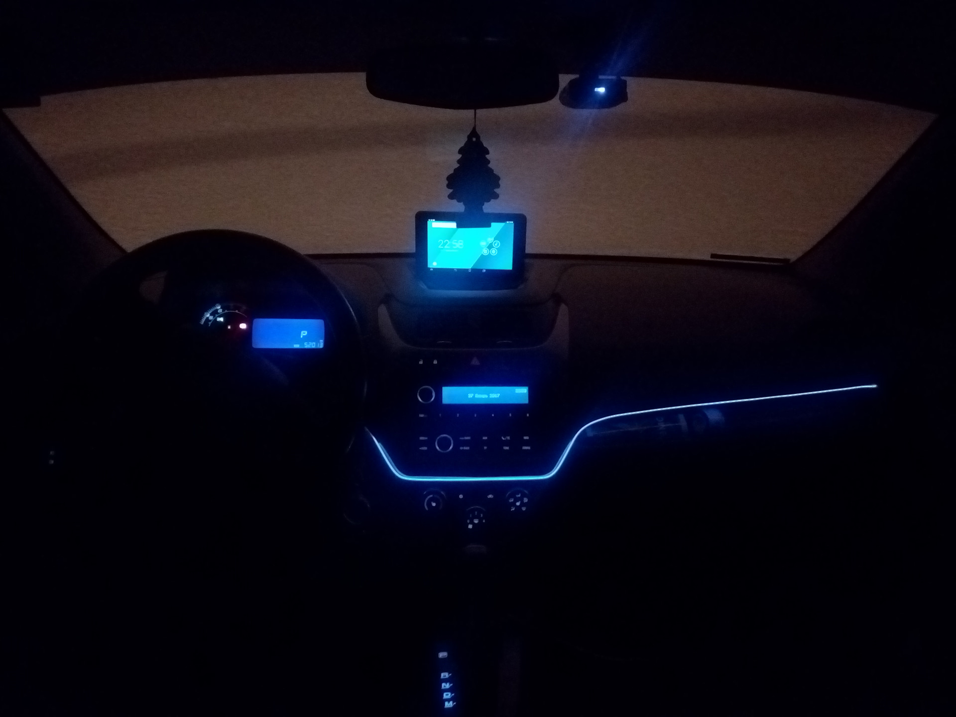 Chevrolet cobalt ходовые огни. Подсветка салона шевроле кобальт. Подсветка шевроле кобальт. 2. Штатная подсветка ног шевроле круз.