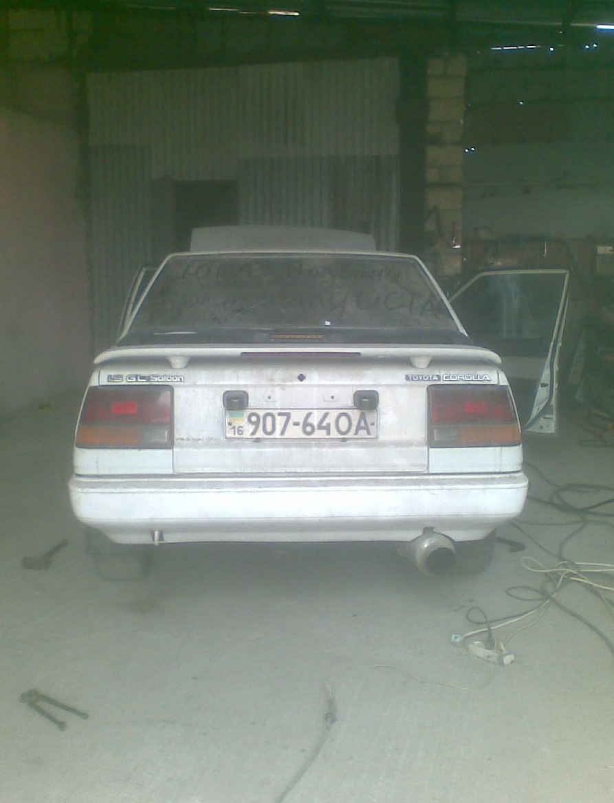 Sawing mode New photos  - Toyota Corolla 15 L 1985