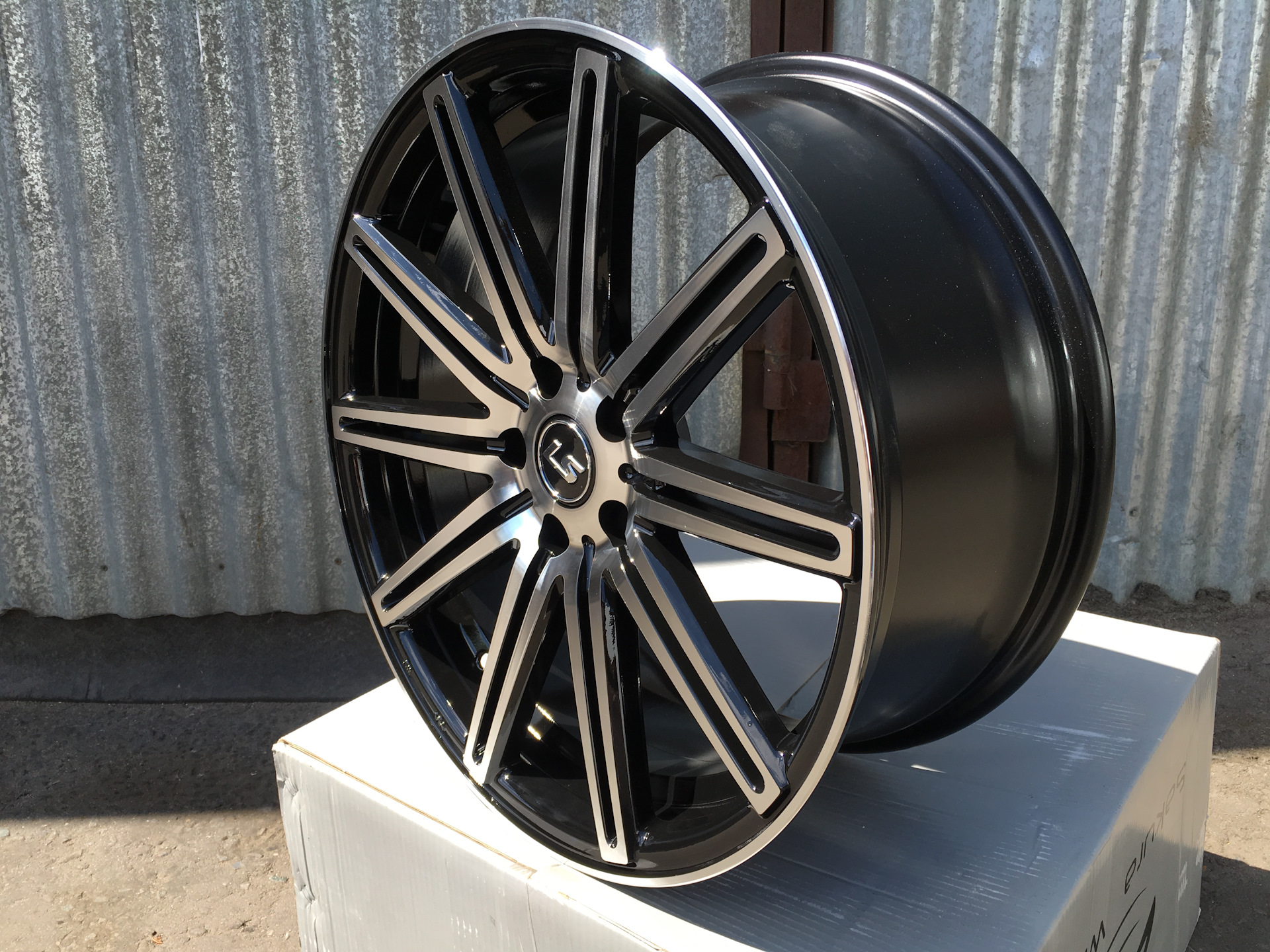 диски avant. 19 x 19 x 5 19. Inforged ifg26. 19 x 19 x 5 19. Aez crest dark r17.