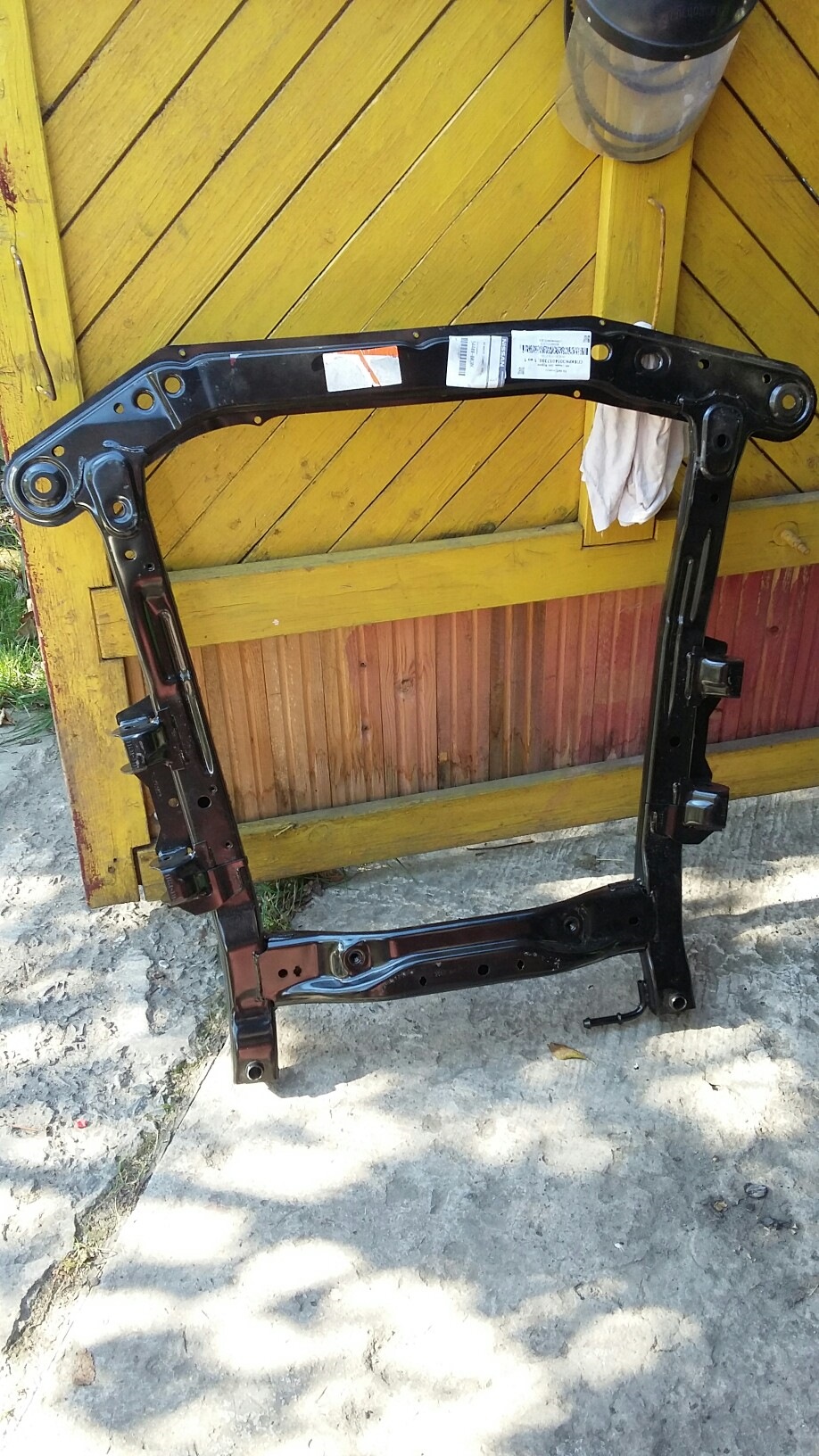 Ларгус подрамник передний. Подрамник ларгус артикул. Подрамник ларгус артикул. Переднее крепление подрамника ларгус. Подрамник ларгус артикул.