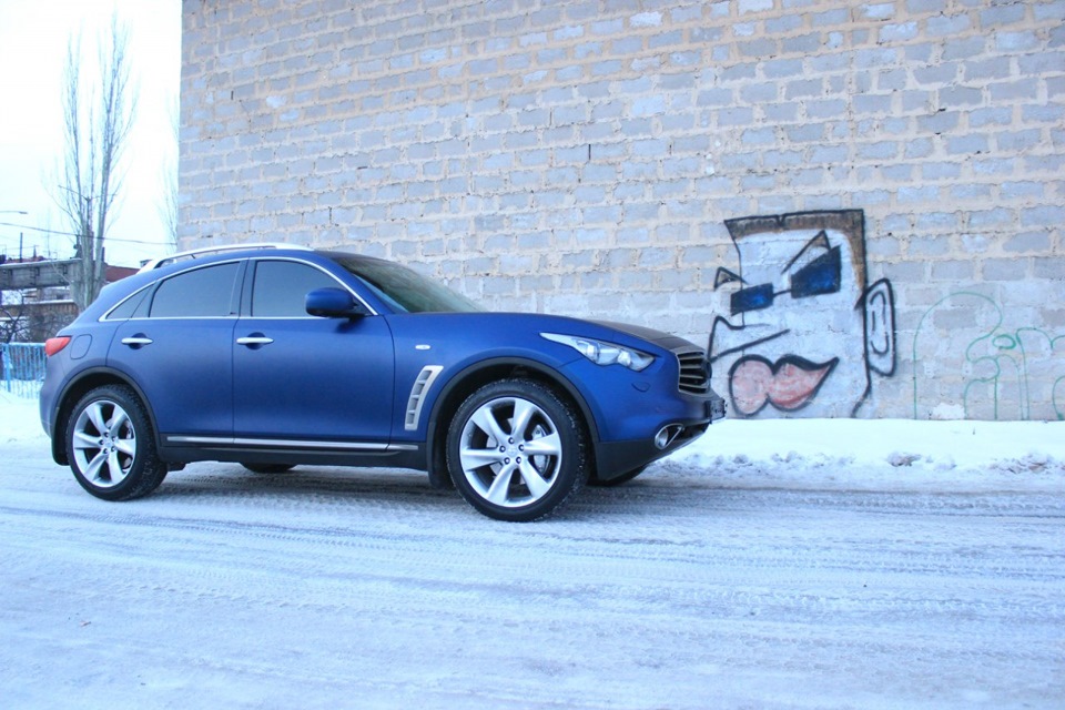 Infiniti fx37 РІ РїР»РµРЅРєРµ