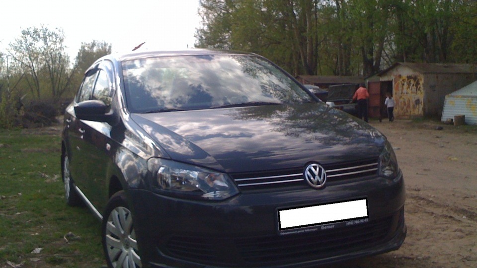 Продам задние колодки 6RU 698 525 A — Volkswagen Polo Sedan, 1,6 л ...