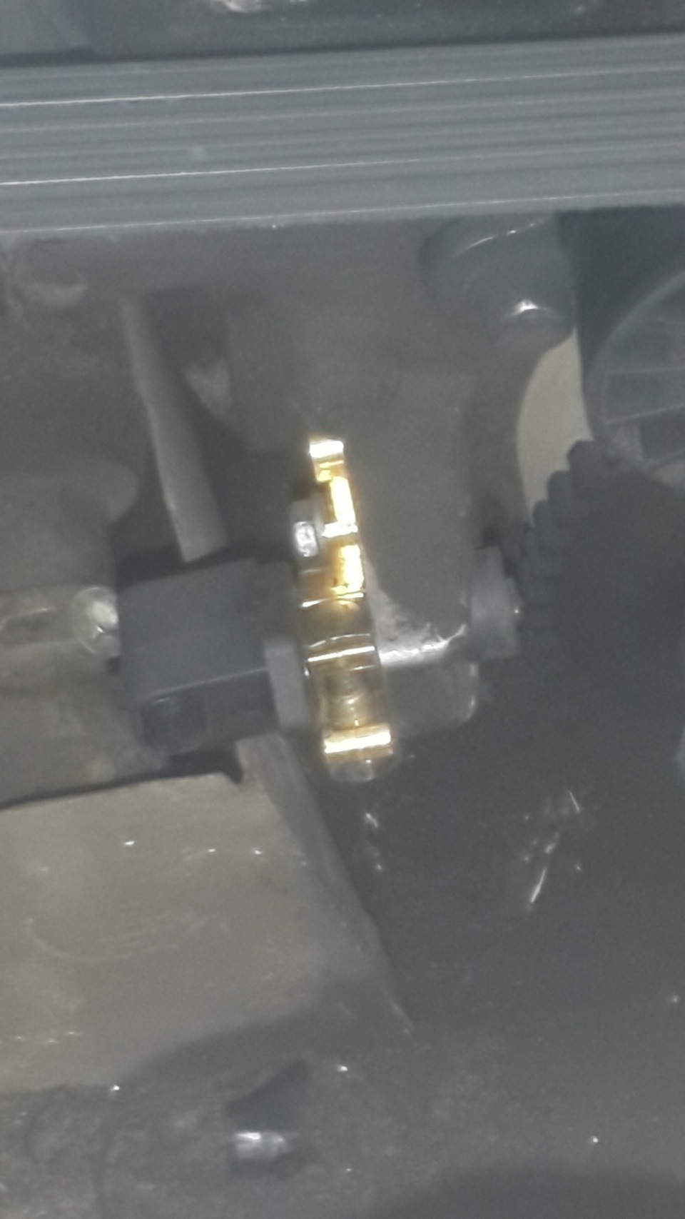 Распиновка датчика коленвала змз 406 инжектор - Все о вашем автомобиле ...