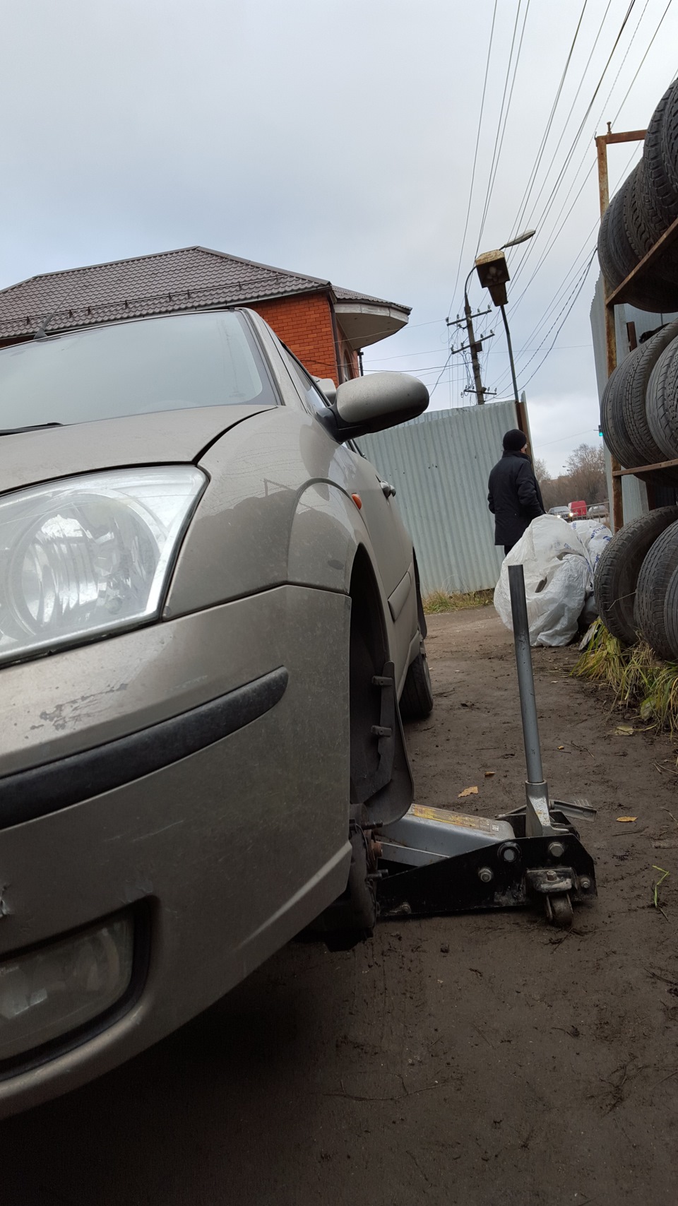 Переобулась на зиму — Ford Focus I Sedan, 2 л, 2003 года | шины | DRIVE2