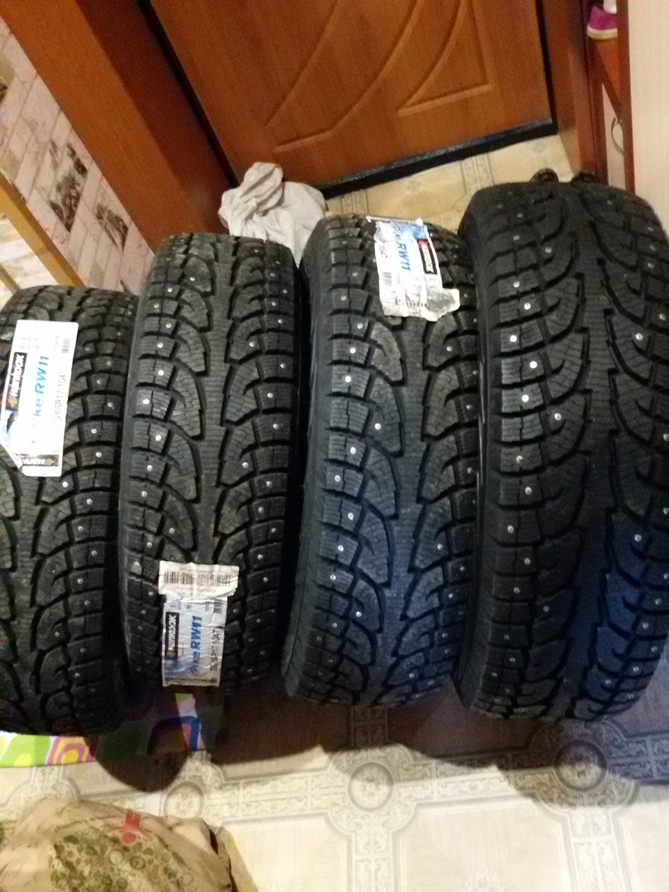 Купил зимнюю резину 235/65/R17 Hankook на шипах. — Zotye T600, 1,5 л ...
