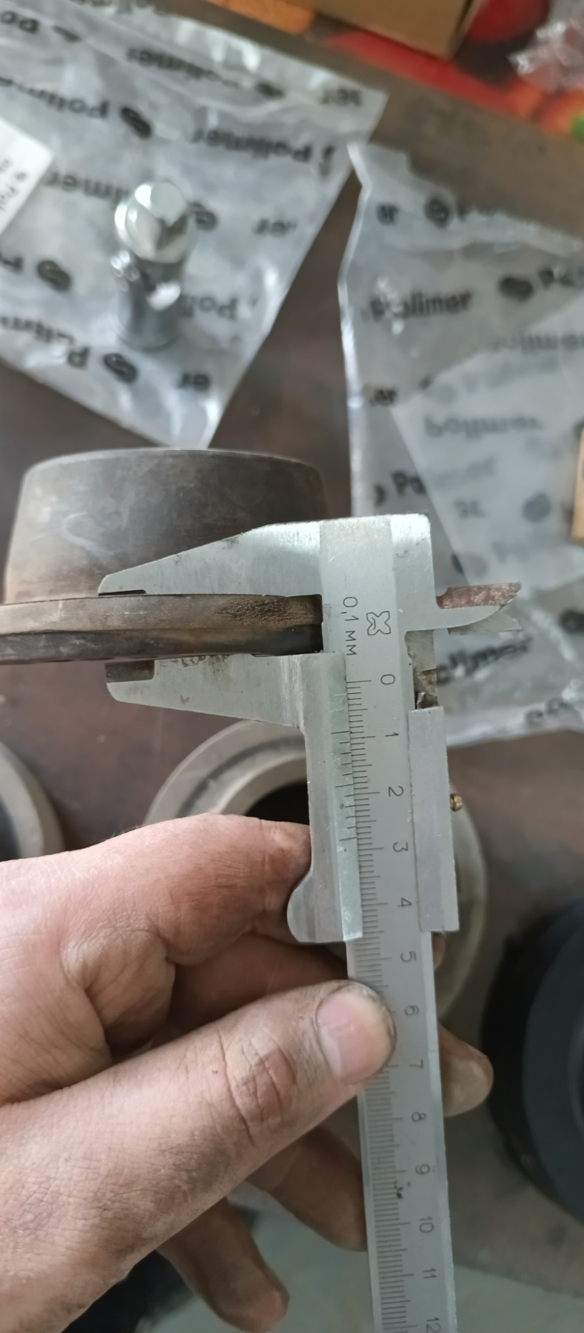 Это перед заводская резинка — Suzuki Jimny (1G)