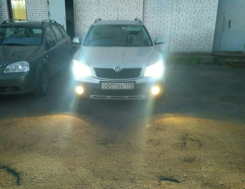 Лампы в ПТФ — Skoda Octavia Scout A5 Mk2, 1,8 л, 2010 года | тюнинг ...
