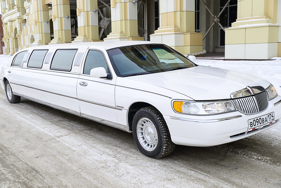 Lincoln Town car III Р»РёРјСѓР·РёРЅ