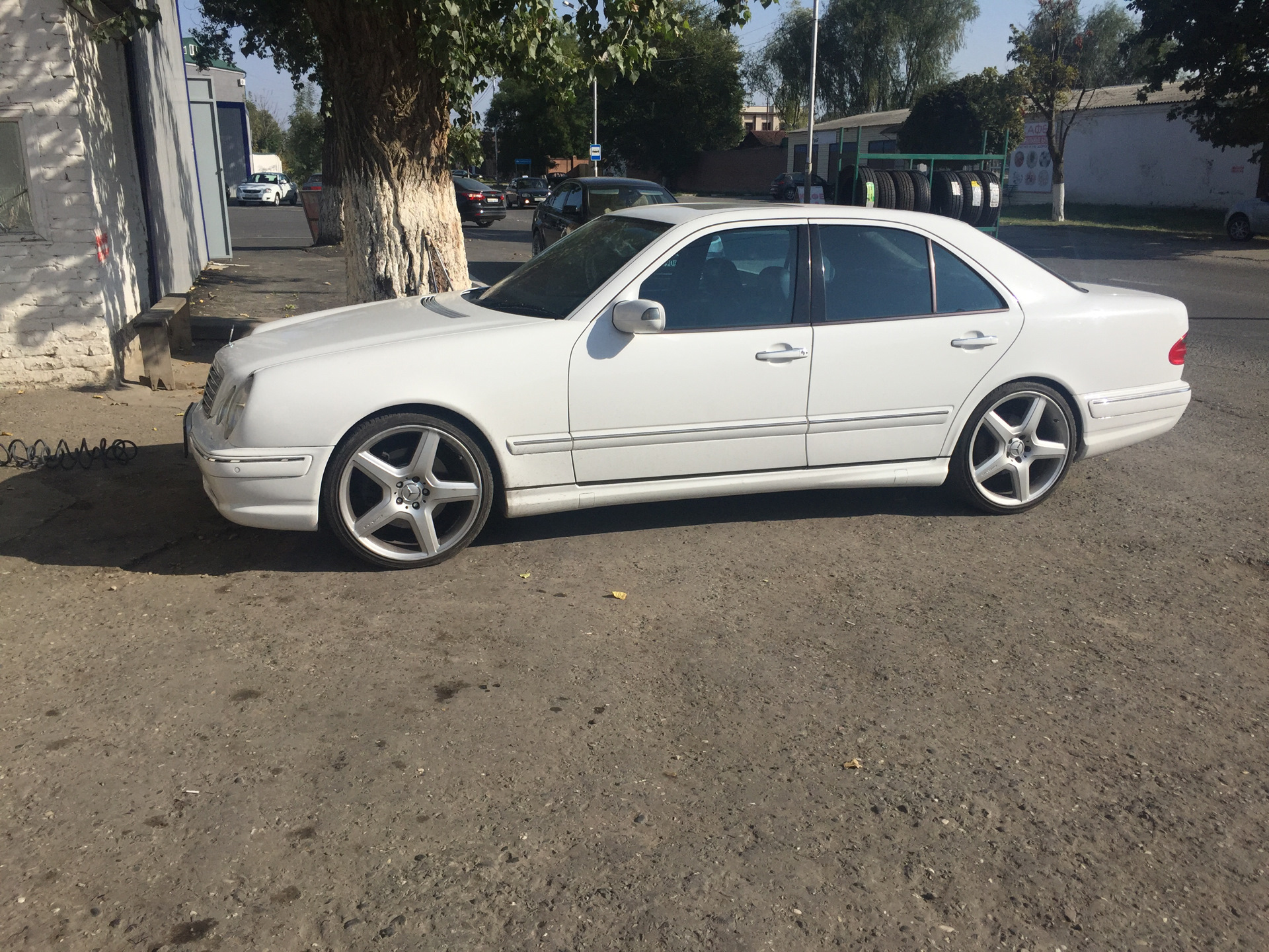 W210 Black Wheels