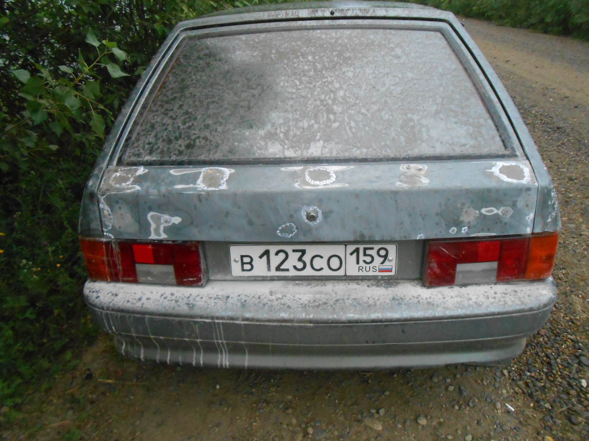 Дыры в крышке багажника — Lada 2114, 1,6 л, 2007 года | кузовной ремонт ...