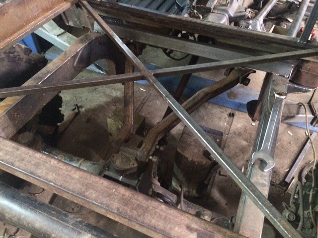 А-рычаг от ДЭФа… решили использовать не только палец, но весь рычаг… П — прочно!))) — Suzuki Escudo (1G)