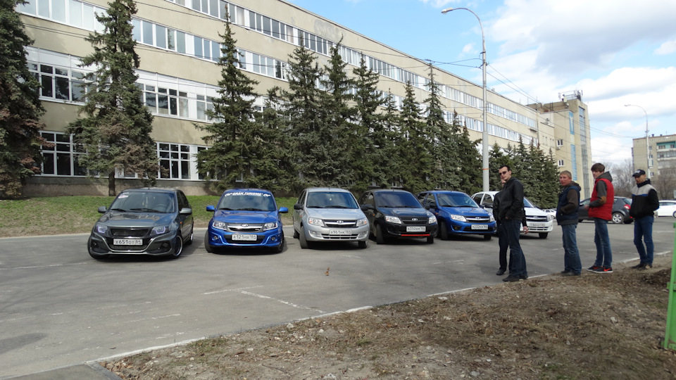 Саратов. Встреча Гранта клуб — Lada Гранта, 1,6 л, 2013 года | встреча ...