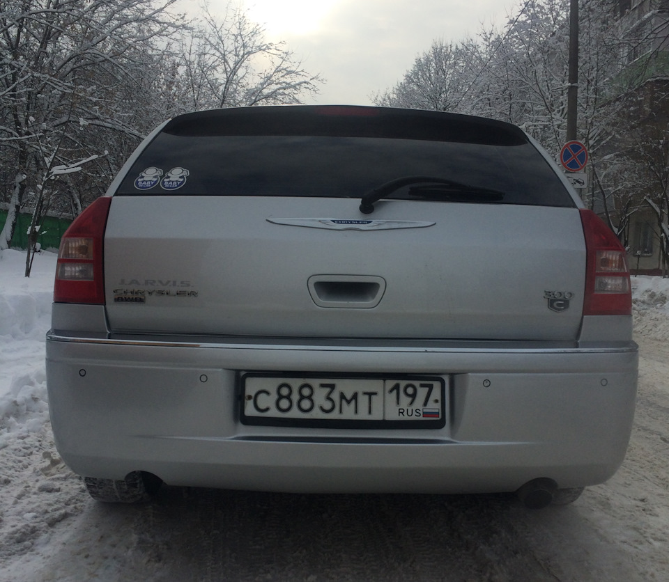 стало — Chrysler 300C (1G)