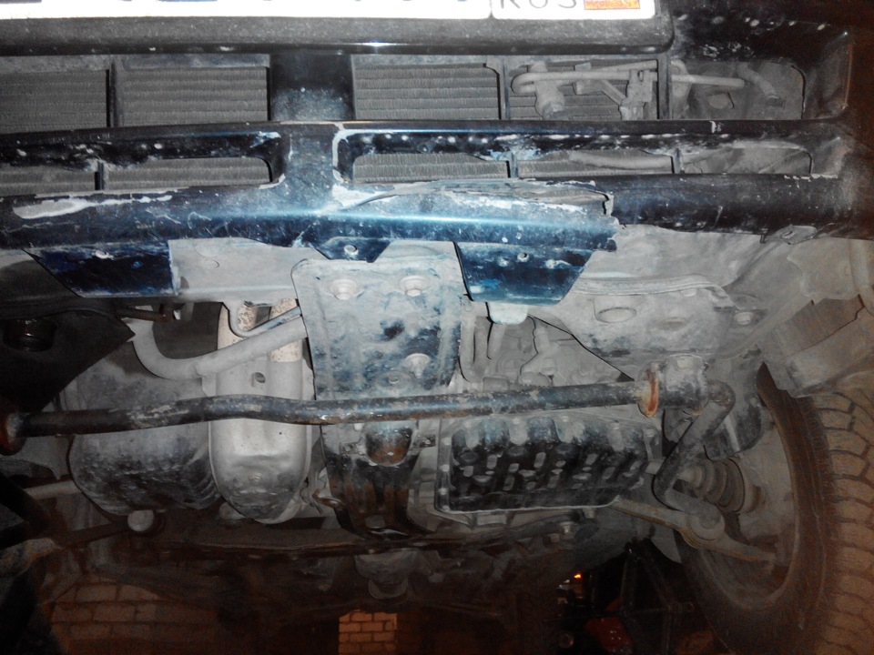 17. Лопнул бампер. Чуть подделал, чтоб не доломать. — Toyota Camry (V40 ...