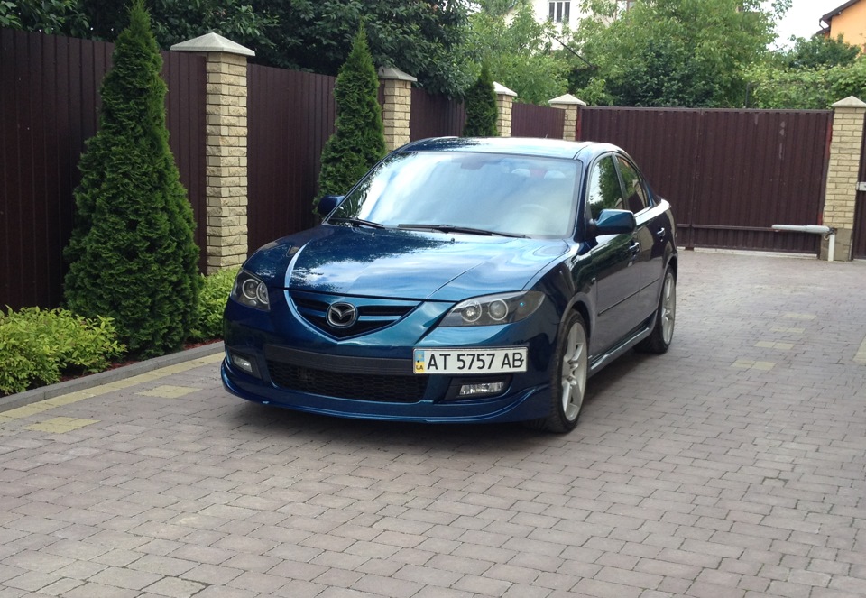 Evos nomer. Губа на Мазда 3 BK. Губа Мазда 3 БК. Мазда 3 2008 седан губа. Mazda 3 BK седан губа.