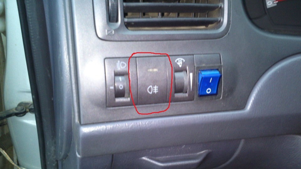 кто нибудь знает про кнопочку — Hyundai Elantra (3G), 2 л, 2002 года ...