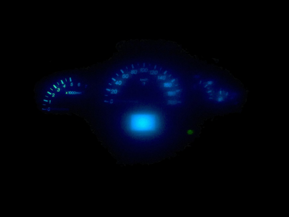 подсветка приборной панели ) — Lada 21124, 1,6 л, 2006 года ...