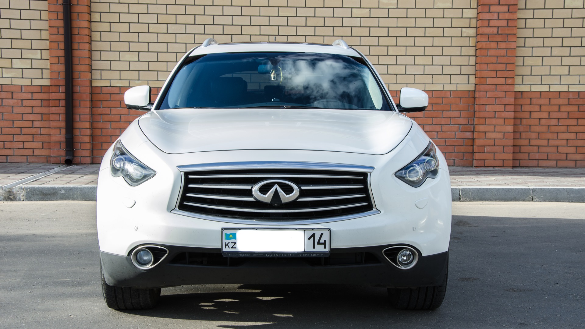 Infiniti FX (2G) 3.7 бензиновый 2012 | Белый башмак на DRIVE2