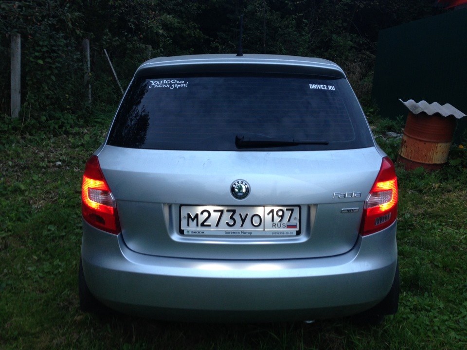 e1fb8s 960 замена подсветки номера шкода фабия