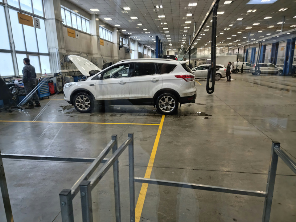 Фото в бортжурнале Ford Kuga (2G)