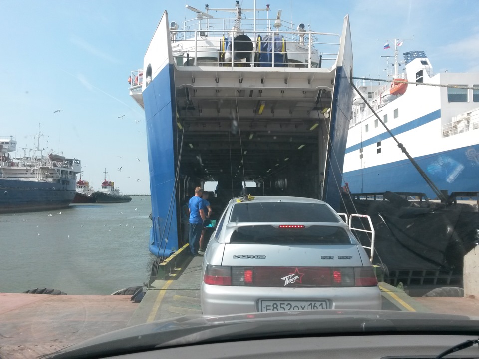 Заезды на паром. Паром питер стокгольм. Паром усть-кут ленск. Заезды на паром. Заезд на паром видовой ракурс.