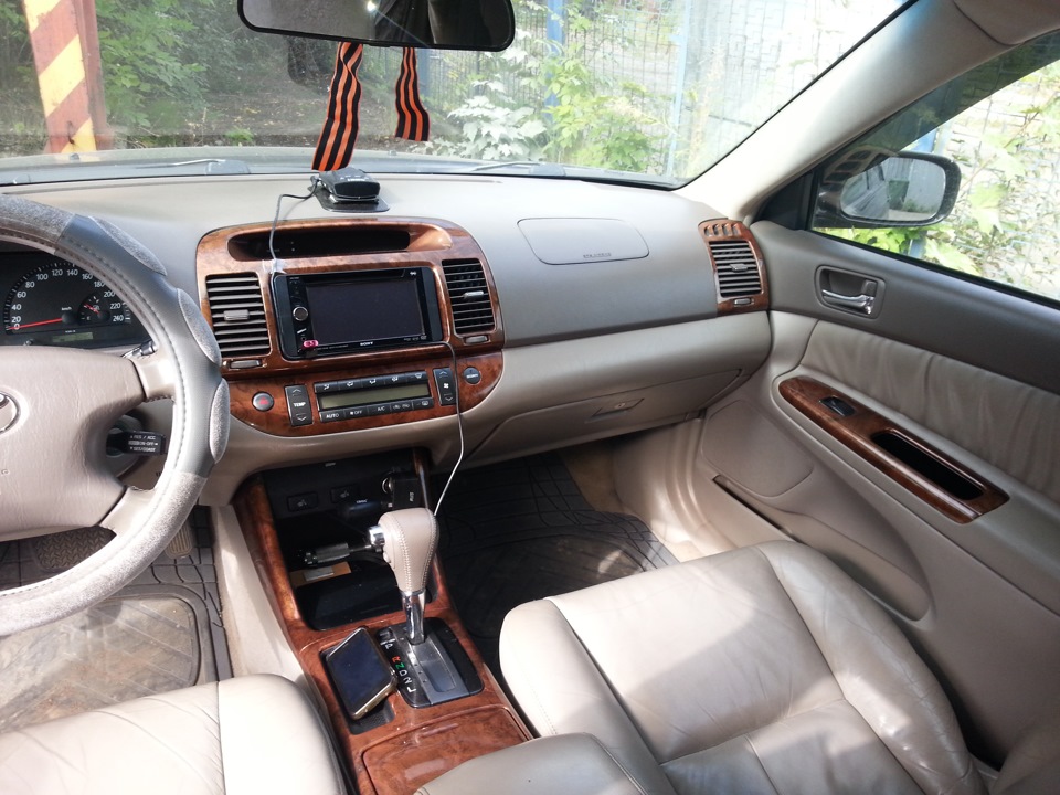 Toyota Camry 2004 Interior