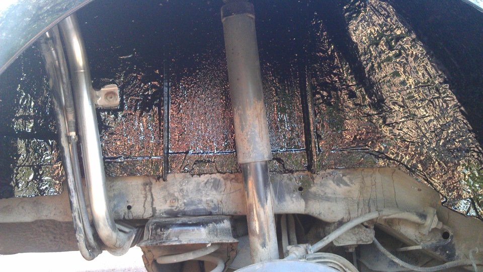 Шумка задних арок снаружи — Ford Focus II Sedan, 2004 года | тюнинг ...