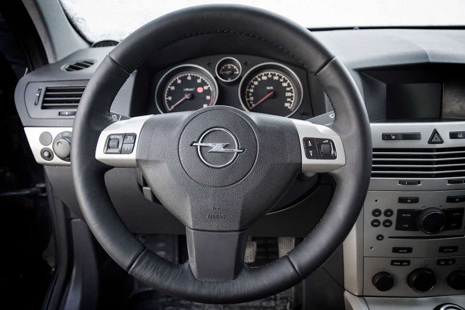 Руль Opel Astra H — DRIVE2