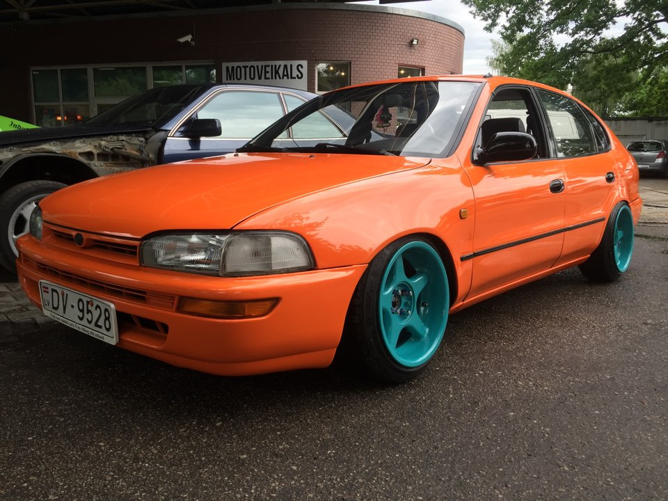 Toyota Corolla 90 stance