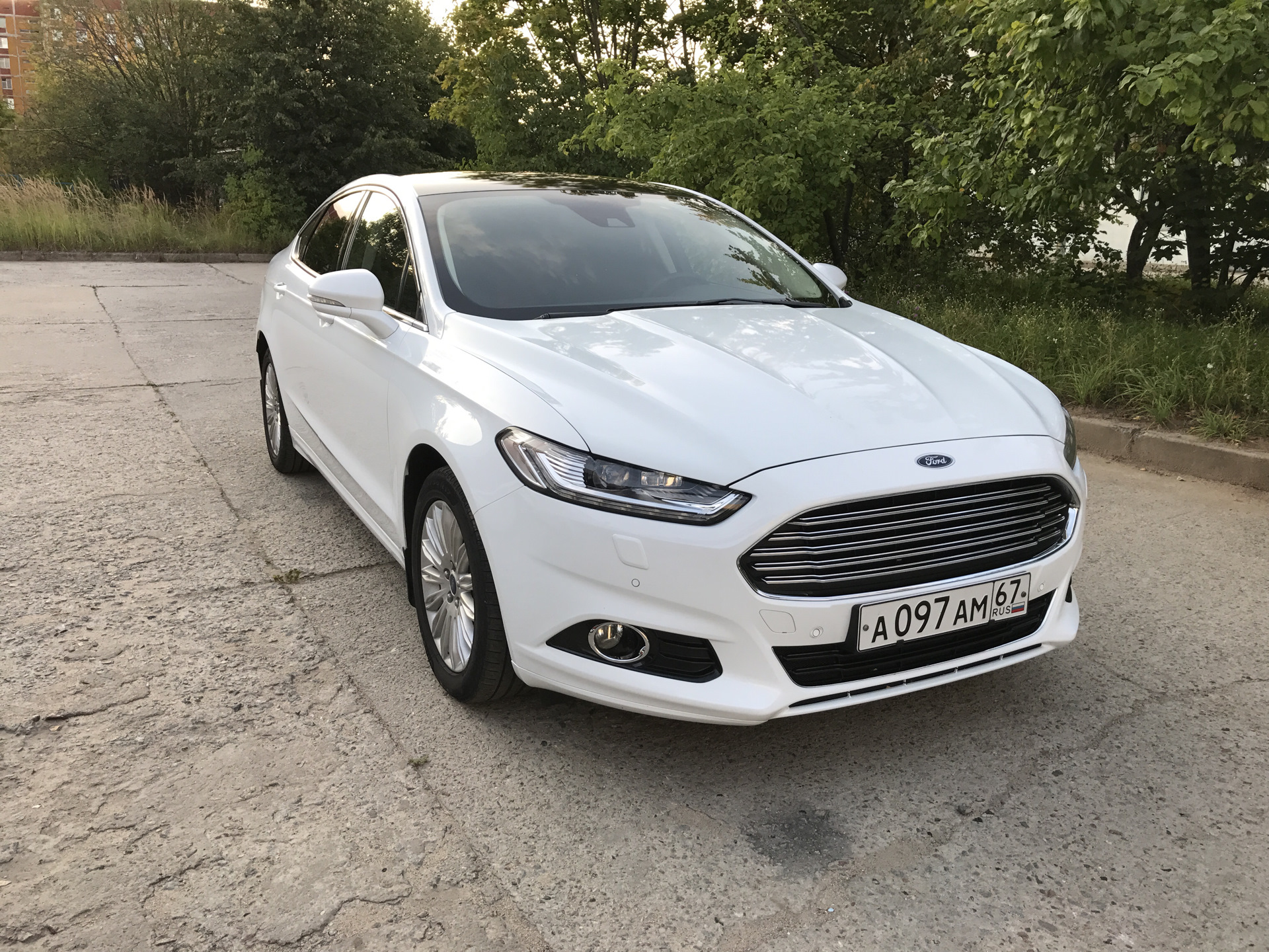 Ford Mondeo 5 Р±РµР»С‹Р№